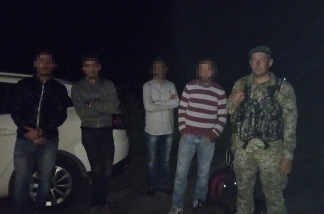 Госпогранслужба задержала очередную группу нелегалов во Львовской области